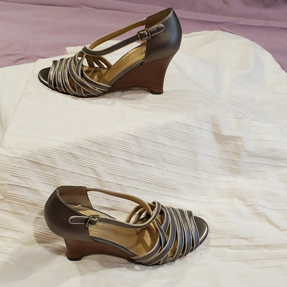 Nine West Wegde shoes - Picture 2 of 7